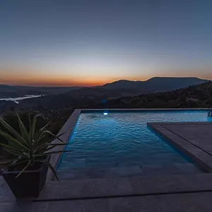  Villa Fahrenheit